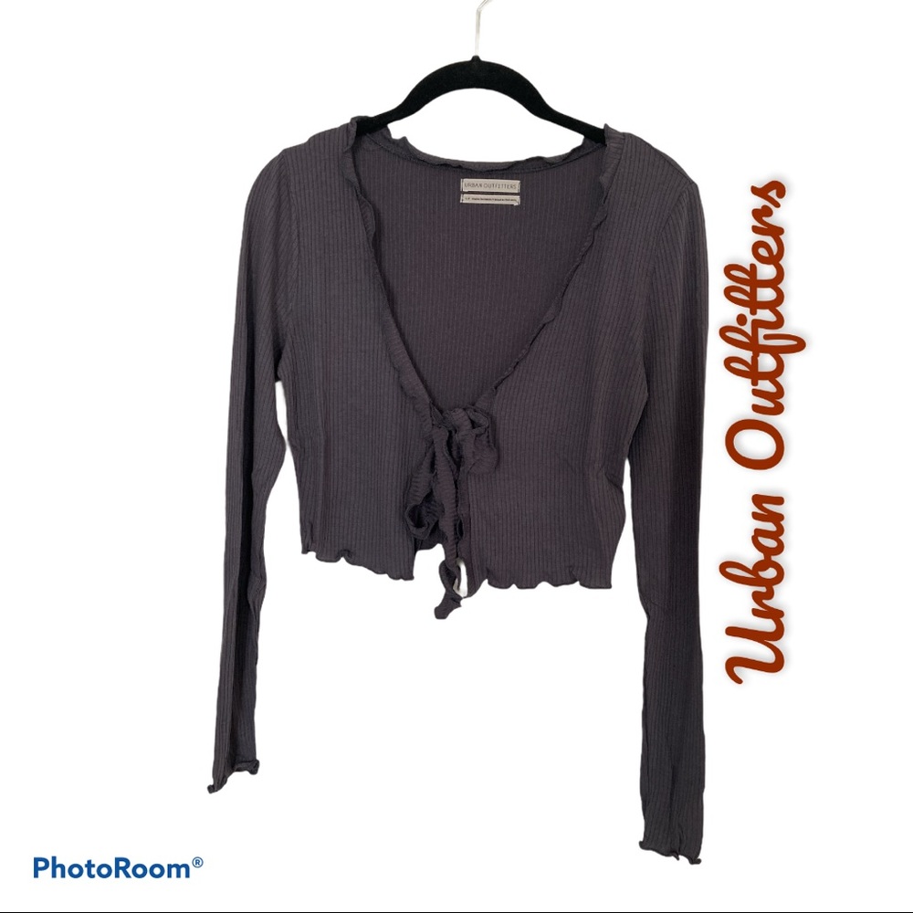 🆕 Urban Outfitters Tie Front Blouse 🆕
